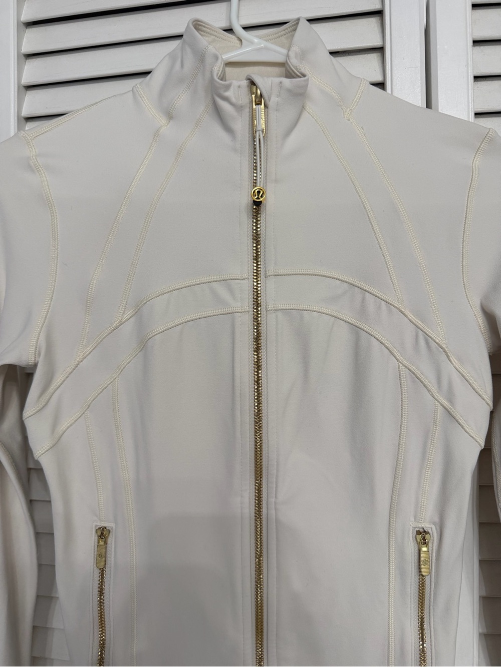 Lululemon Define Jacket - Picture 2 of 3